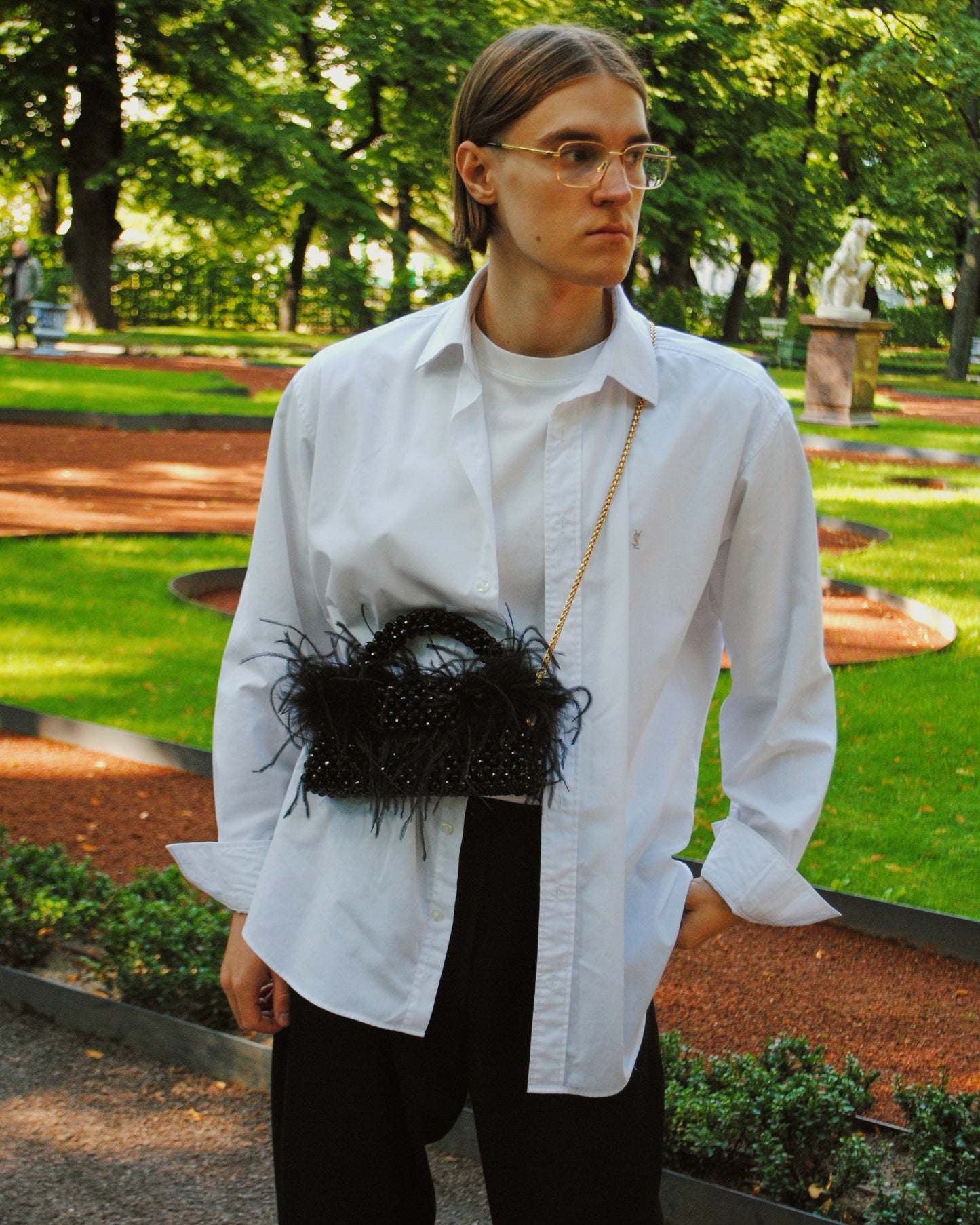 FEATHERS / PLUS SIZE